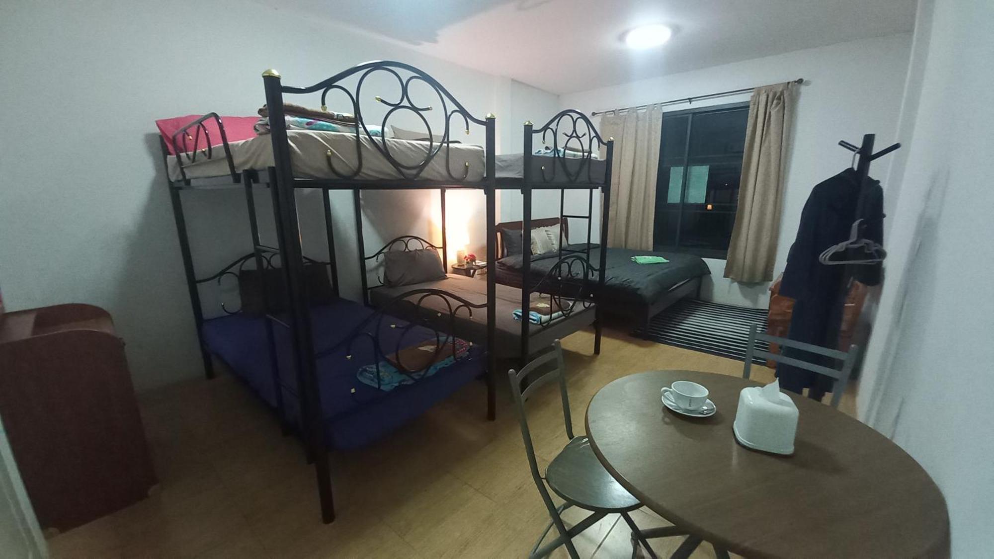 Amaretto Hostel Surat Thani Eksteriør bilde