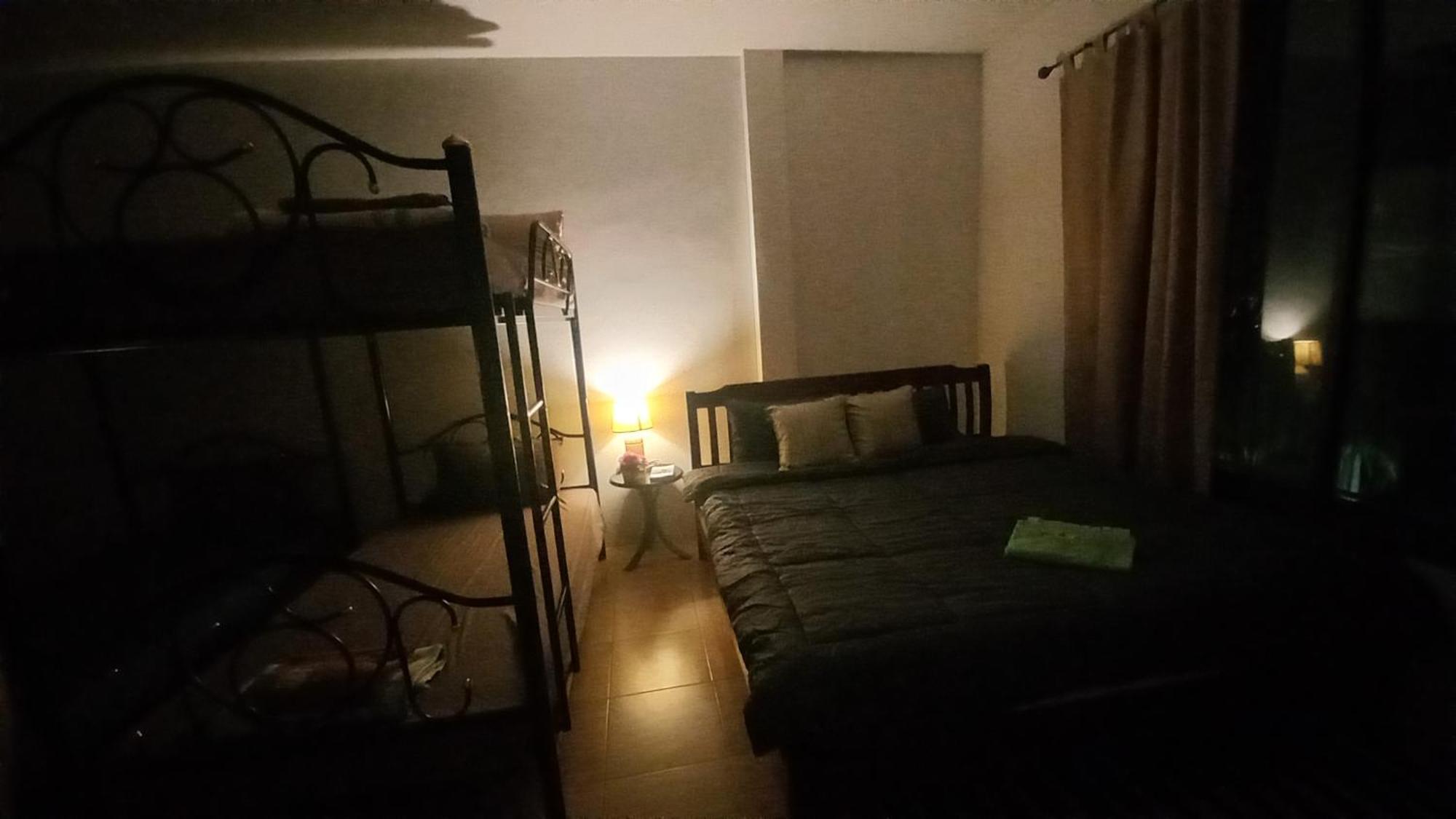 Amaretto Hostel Surat Thani Eksteriør bilde